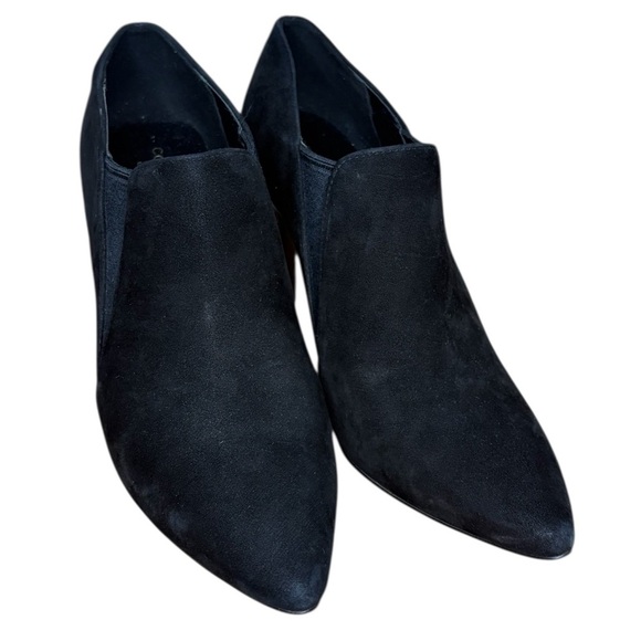 Cole Haan Allaire Ankle Bootie black suede 
Leather Women boots sz 6.5B preloved - Picture 2 of 9